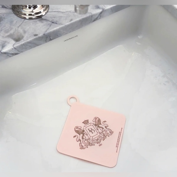 Diamond Drunk Security Guard Drain Cover - Picture 2 of 2